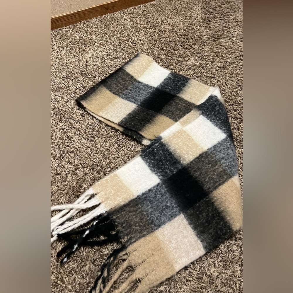 Old Navy Plaid Scarf in Black, White, and Tan